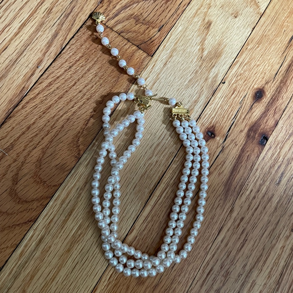 Vintage Pearl Choker 3 strand triple layer Parisian shell hook coquette retro